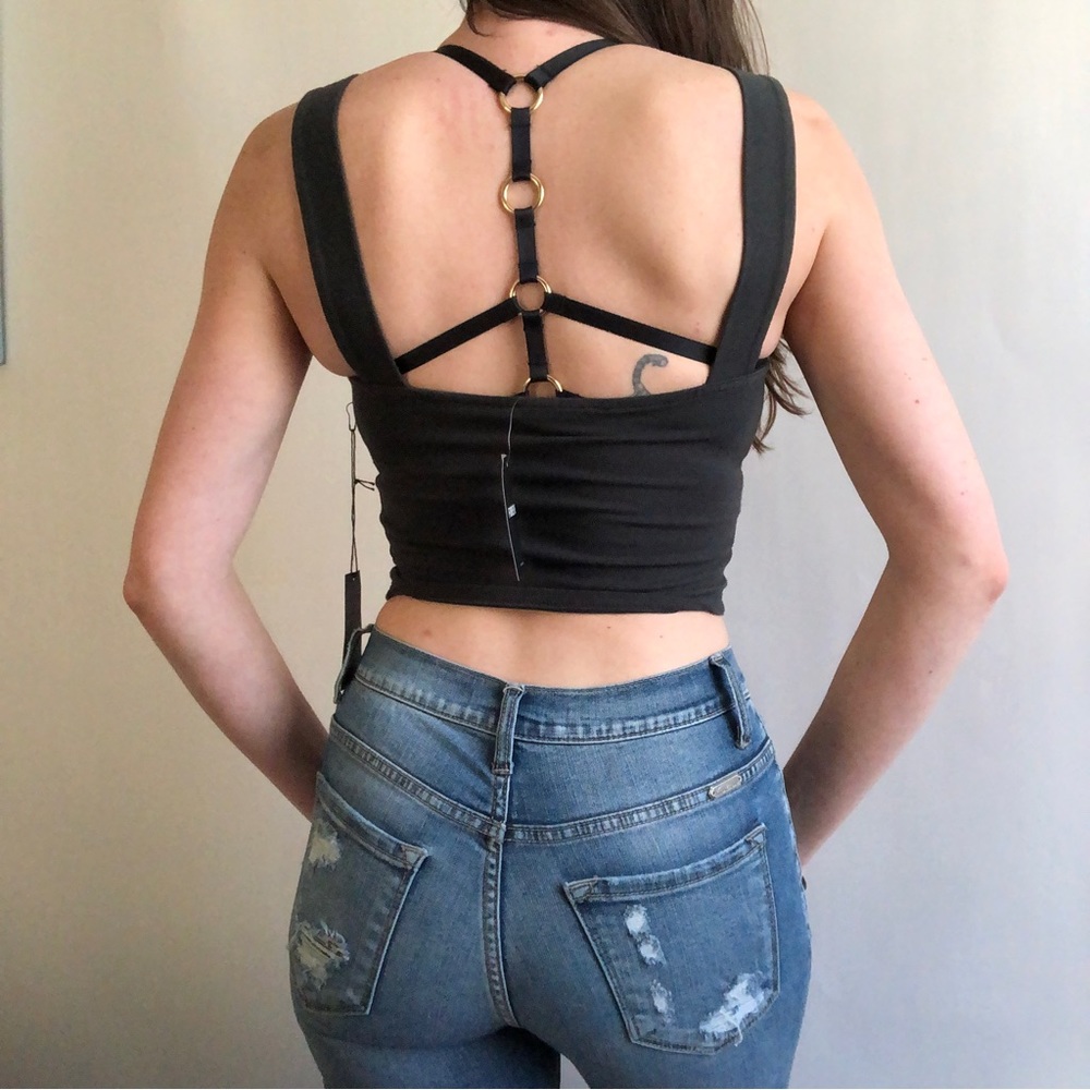 NEW Black Tank w Sun Graphic Small - Picture 4 of 4